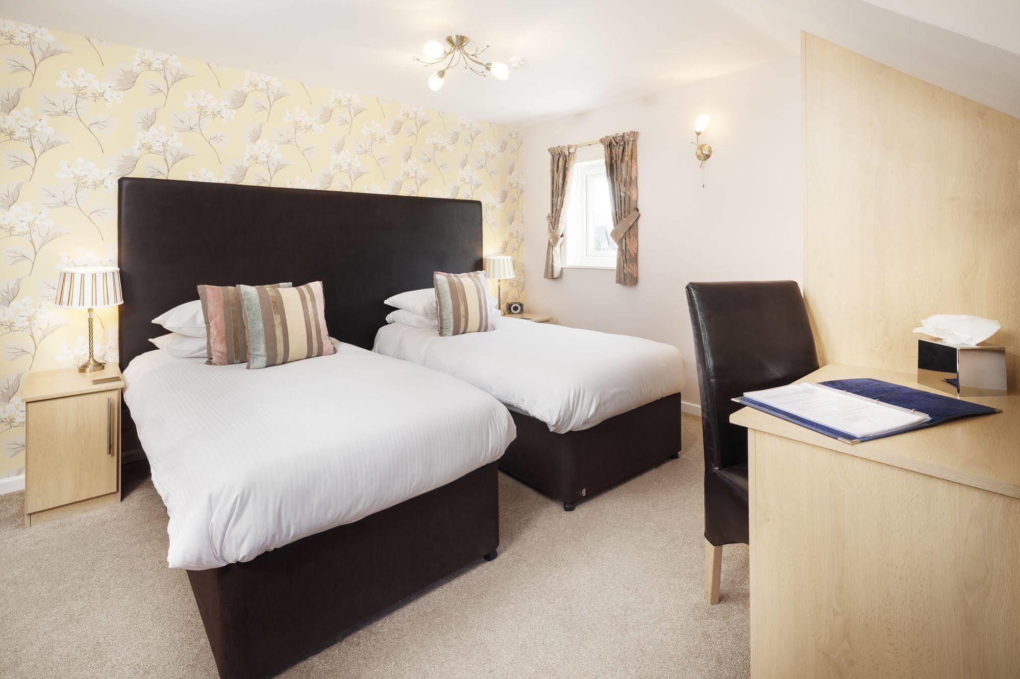 Hawksmoor Guest House วินเดอร์เมียร์ ภายนอก รูปภาพ